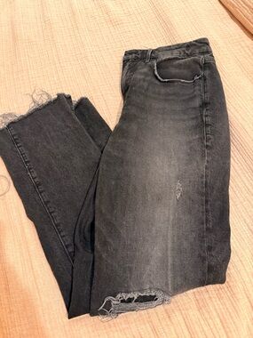 Good American Black Washed Distressed Skinny Jeans